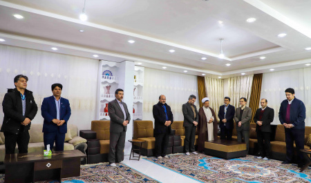 دیدار جمعی از هیأت رئیسه دانشگاه با خانواده شهدای انقلاب اسلامی