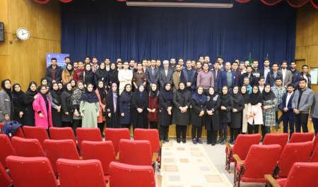 شرکت نماینده انجمن علمی دانشجویی فیزیک در هشتمین دوره توان افزایی نهاد های ترویجی دانشجویی ستاد ویژه توسعه فناوری نانو